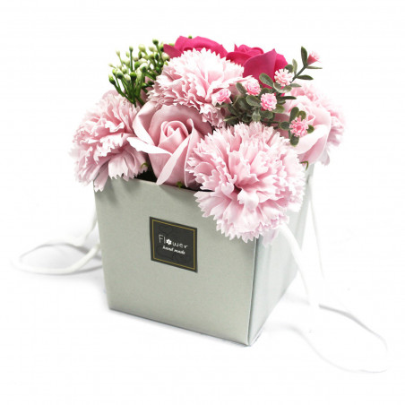 Seifenblumenstrauß als Bouquet - Rosa Rosen & Nelken