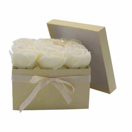 Seifenblumen als Bouquet - cremefarbige Rosen - 9 Stück