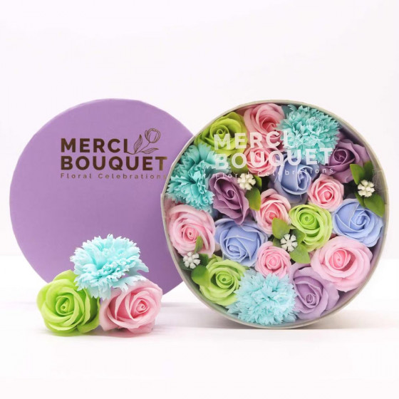 Seifenblumen in runder Geschenkbox - Pastell Rosen